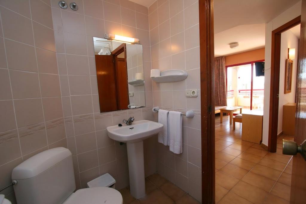 Baño Apartamentos Evamar Baño Apartamentos Evamar